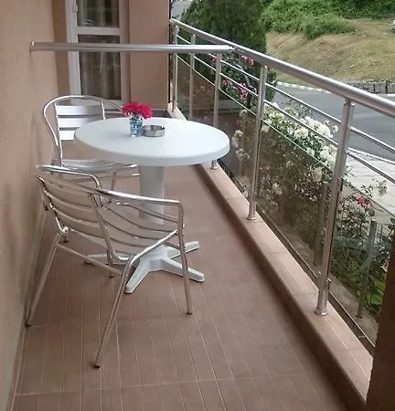Guest house Real *