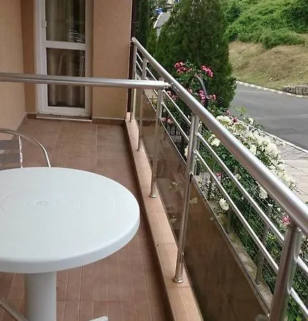 Guest house Real *